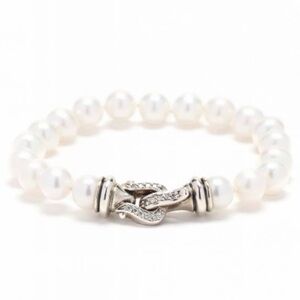 Pearl Bracelet with Sterling Silver and Diamond
Clasp, David Yurman